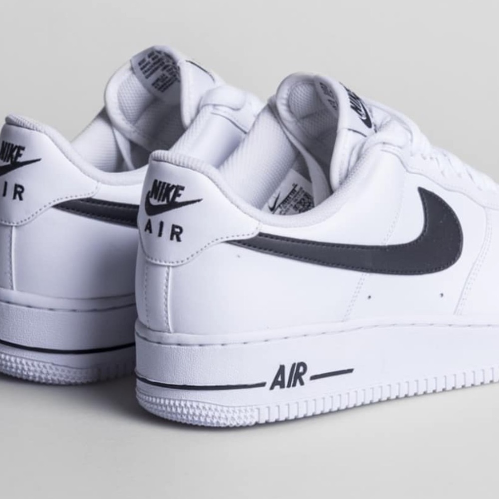 πΈ NIKE AIR FORCE 1 Sneakers Shoes AF1 White Black - Picture 4 of 12